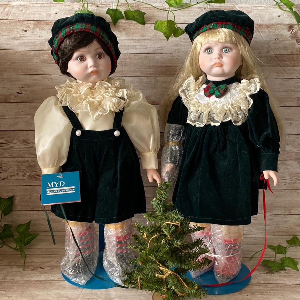 Marian Yu designs dolls